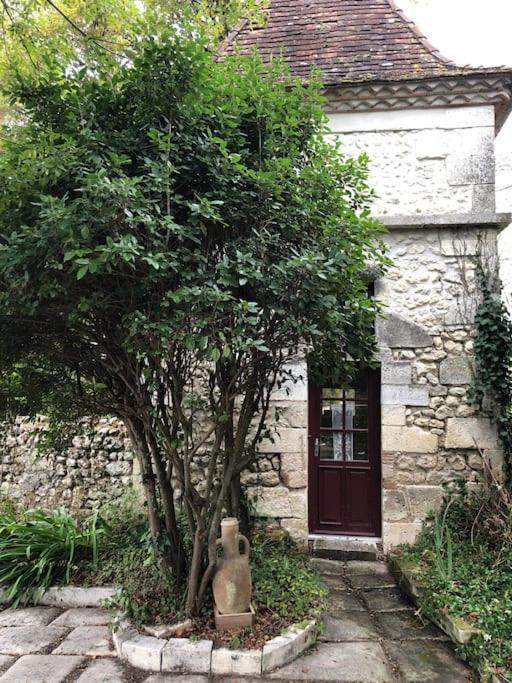 Gite De L'Edelinie Nanteuil-Auriac-de-Bourzac Kültér fotó